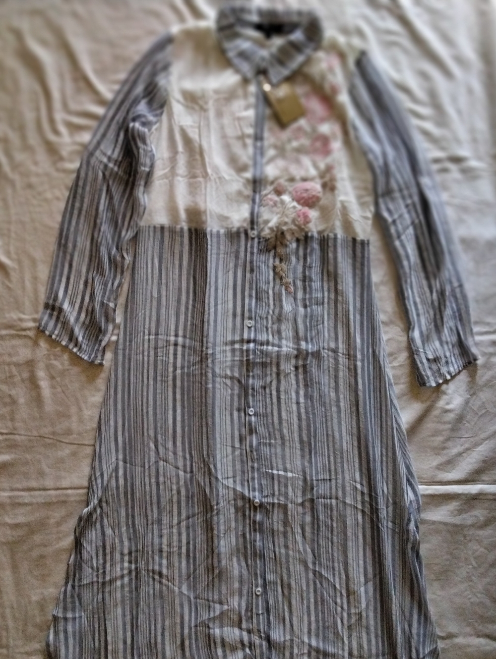 ANDREE BY UNIT Gray and White Striped Maxi Dress with Pink Floral Applique